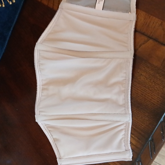 Victoria's Secret Super Sexy Pink  Embellished Corset Top. Size XS - Picture 15 of 17